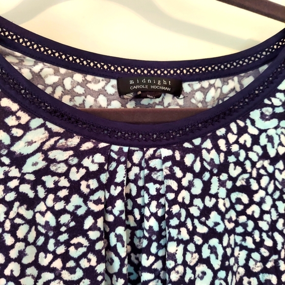 Animal Print Top - Picture 5 of 6